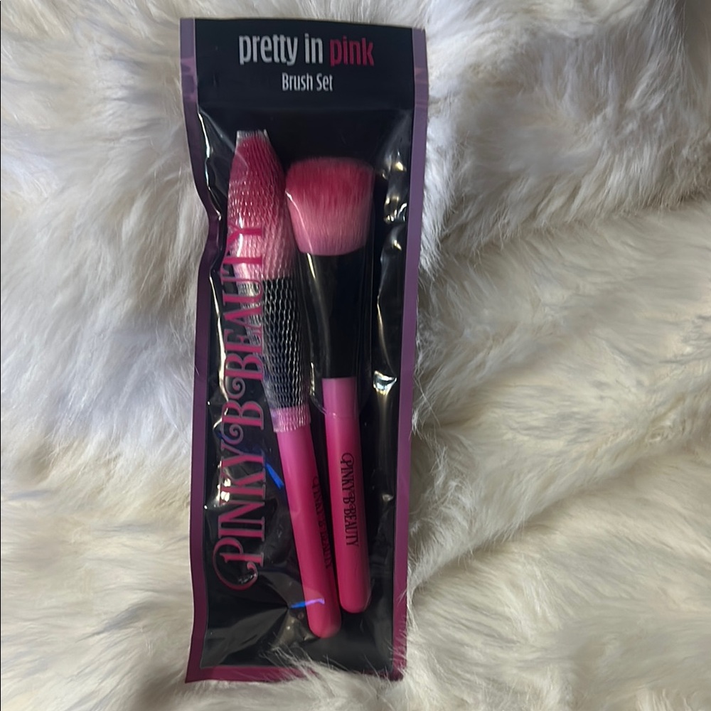Pink Makeup Brush Set